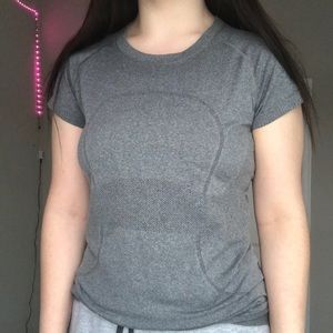 Grey Lululemon Swiftly Tech Size 8